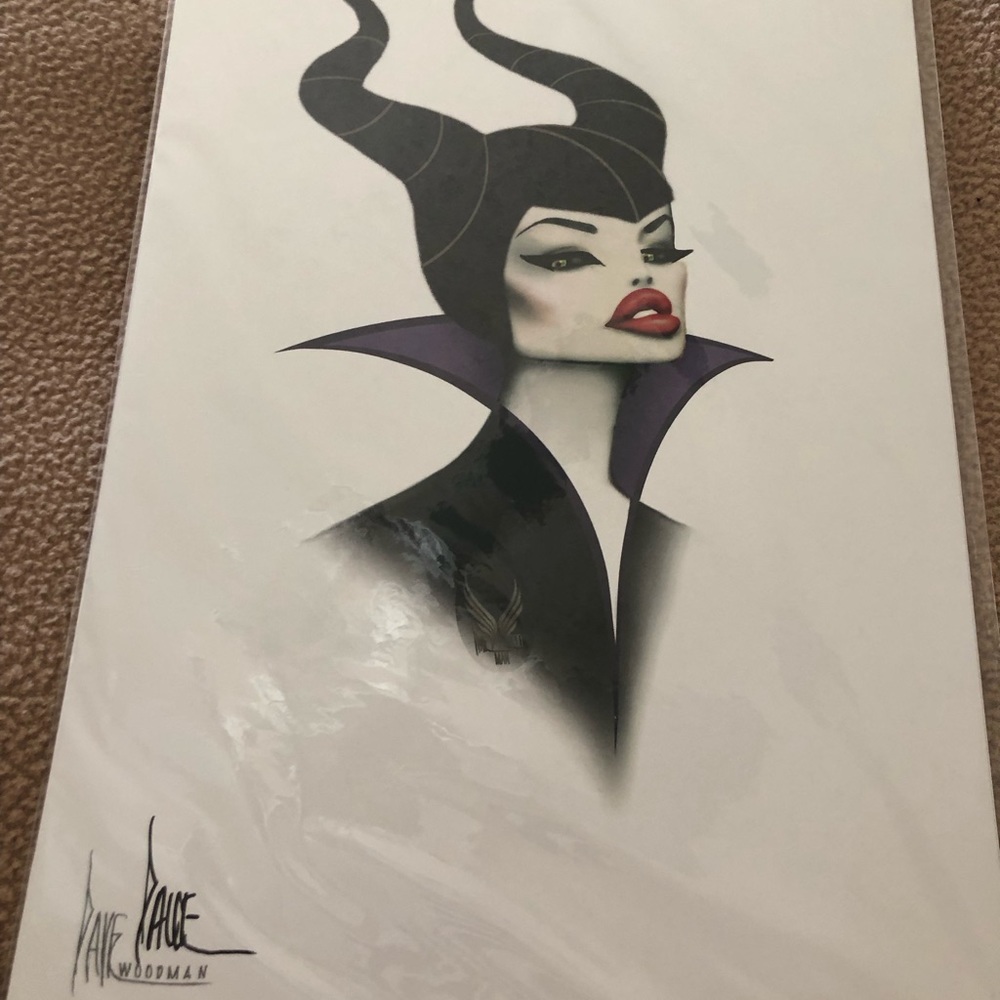 Autographed picture of Disney’s Maleficent- Brand New